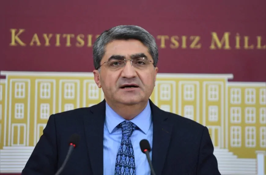 DEVA Partisi Genel Başkan Yardımcısı Mehmet Emin Ekmen: “Silifke’deki hortum tarımı vurdu, üretici yalnız bırakılmamalı”