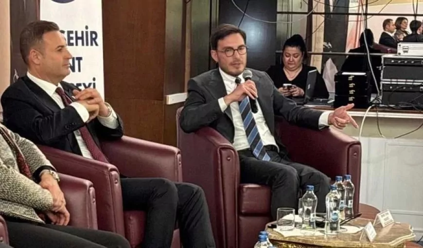 Mehmet Kemal Yazıcıoğlu Eskişehir’de İstişare ve Kent Konseyinin Önemini Vurguladı