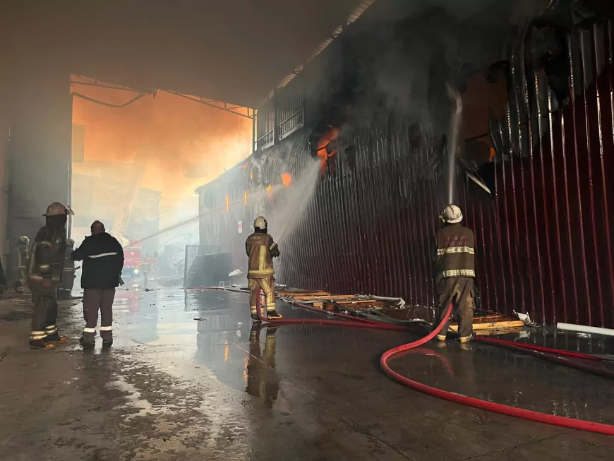 Buca’daki Yangına 100 Personelle Müdahale