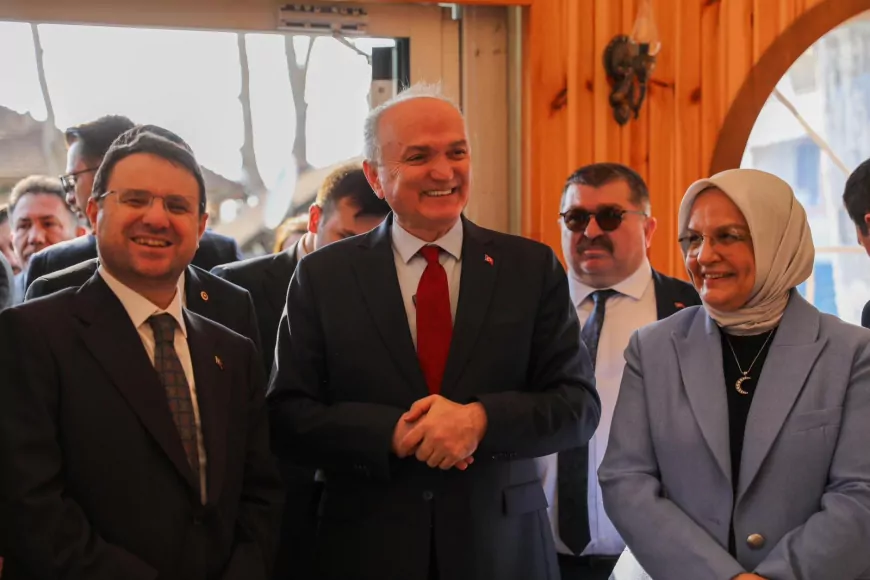 Bakan Gürlek’ten Konuralp’e Övgü Dolu Sözler