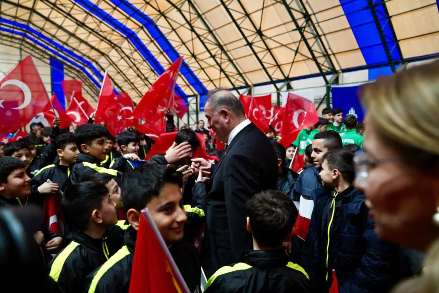 Yenilenen Çırpıcı Spor Tesisleri İle Sporcu Sağlığı Ve Performans Merkezi Hizmete Açıldı