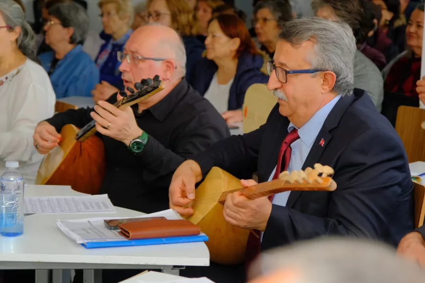 Kıdemli Vatandaşlar Türkülerde Buluştu