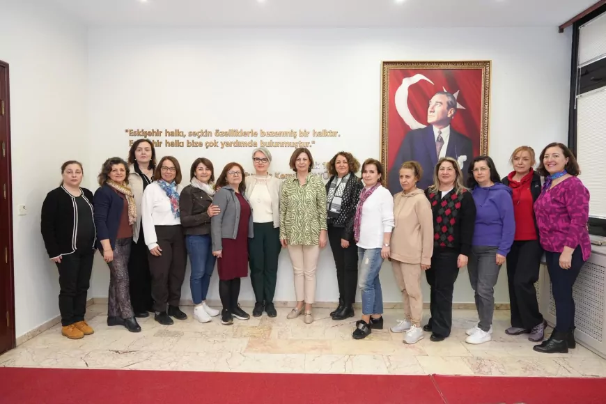 Ankara Hukuk Mezunu Kadınlardan Başkan Ünlüce’ye Ziyaret