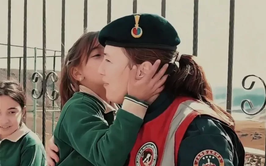 Tunceli’de Jandarma ve Öğrencilerden Orman Haftasında Anlamlı Fidan Dikimi