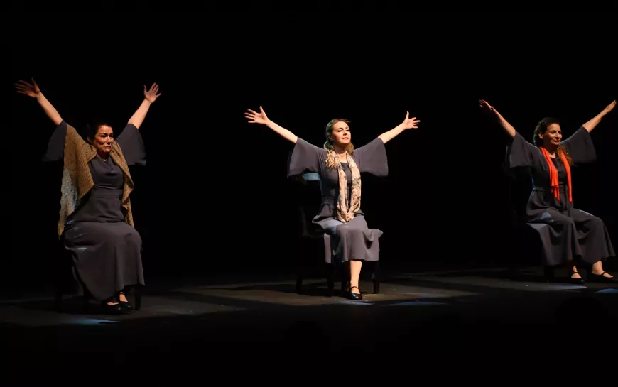 “Sen İstanbul’dan Daha Güzelsin” Balıkesir’de Sahnelendi