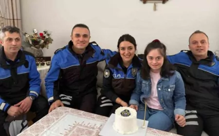 Polis olma hayali kuran İrem’e doğum gününde üniforma sürprizi