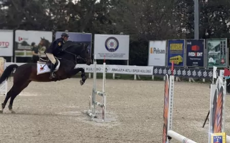 Polis Haftası Engel Atlama Müsabakalarında Jandarma Gücü JAKEM’den 2 Kupa, 4 Kurdele