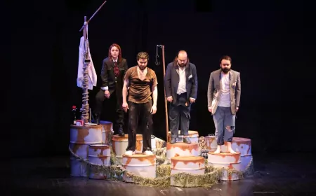 “Açık Denizde” Prömiyerle Seyirciyle Buluştu