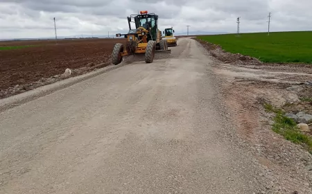 Eskişehir Büyükşehir Belediyesi Kırsalda Yol Çalışmalarını Hızlandırdı
