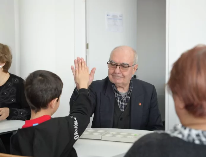 ESMEK’te kuşaklar oyunlarla buluştu