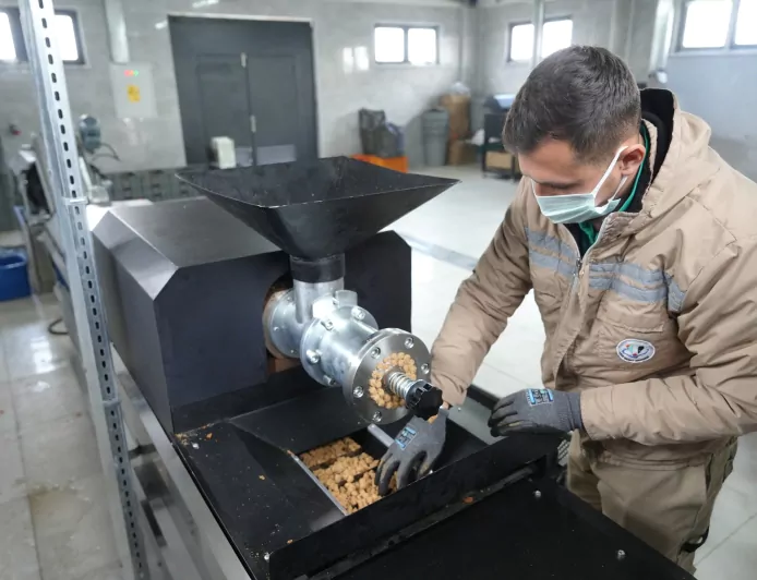 Atık Yemekler Can Dostlarımıza Mama Oluyor