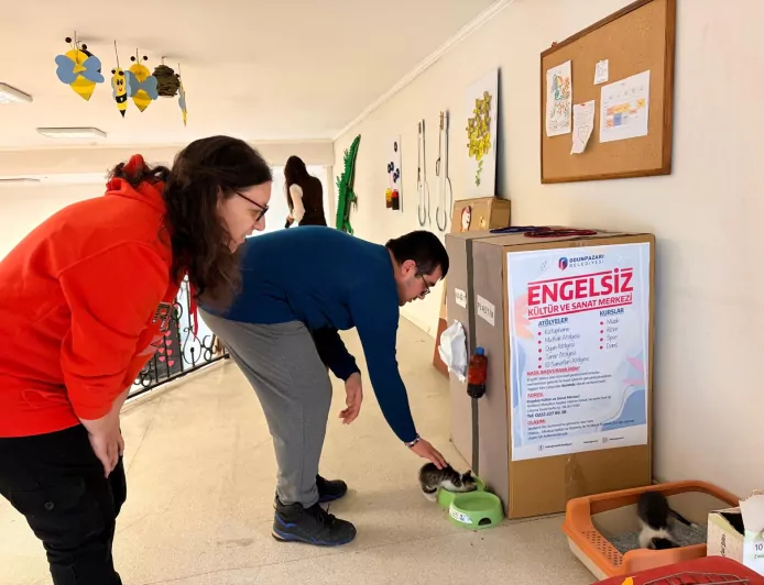 Odunpazarı’nda Özel Çocuklardan Sokak Hayvanlarına Sıcak Yuva