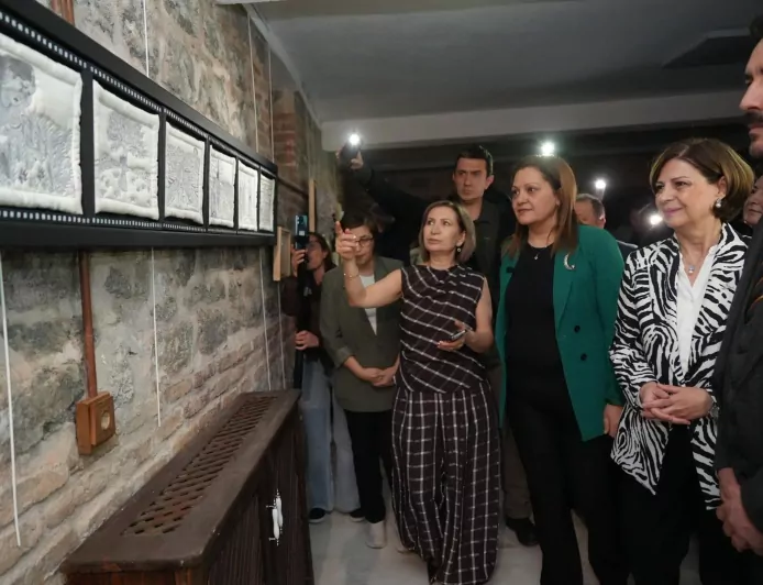 “Efsanelerle İpek” Sergisi Afyonkarahisar’da Açıldı