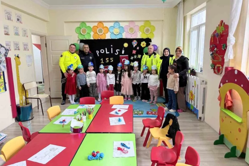 Alaca’da Polis Haftası Öğrencilerle Kutlandı