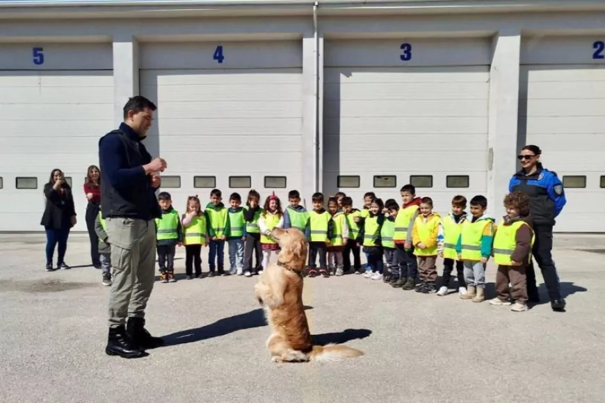 Eskişehir İl Emniyet Müdürlüğü’nden Polis Haftasında Öğrencilere Etkinlik