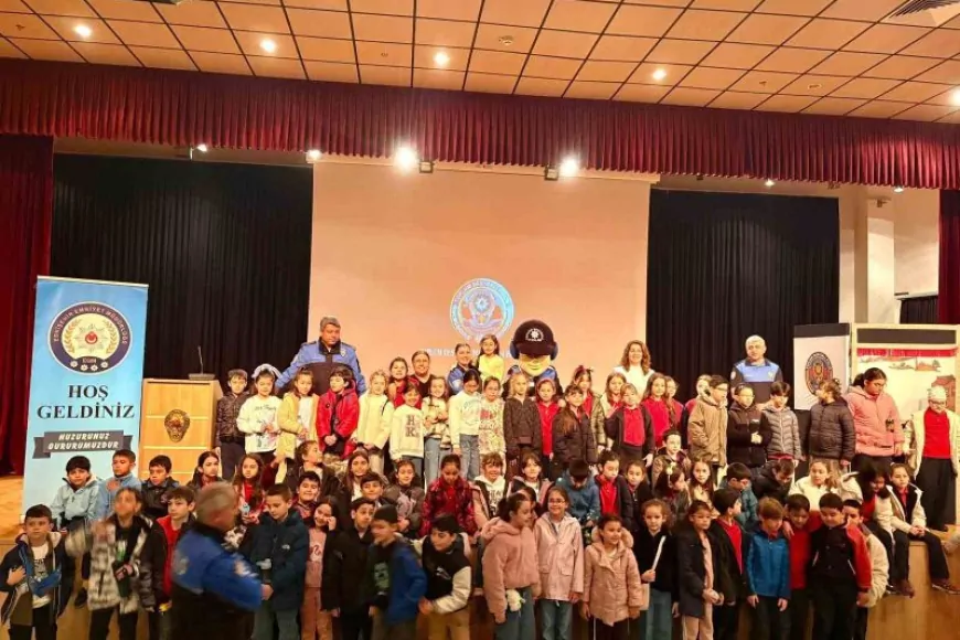 Polis Haftasında Öğrenciler Emniyet Birimlerini Gezdi