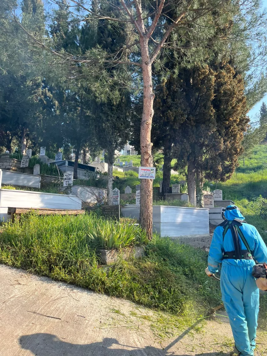 Kocaeli’de mezarlıklarda bakım seferberliği: Ziyaret alanları düzenleniyor