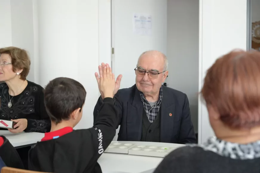 ESMEK’te kuşaklar oyunlarla buluştu