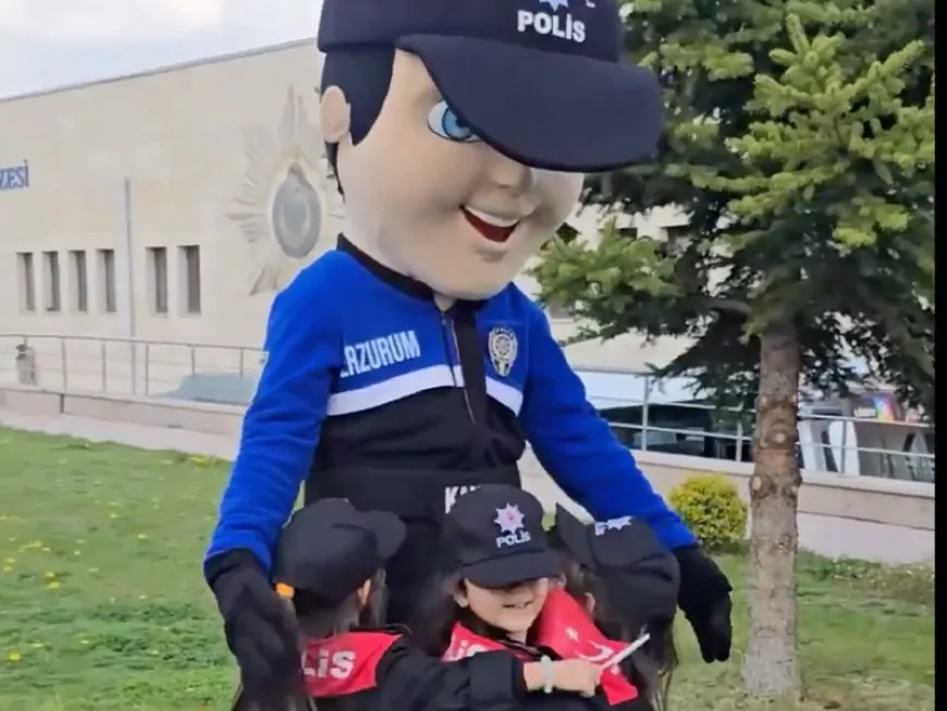 Türk Polis Teşkilatı Minik Misafirlerini Polis Müzesi’nde Ağırladı