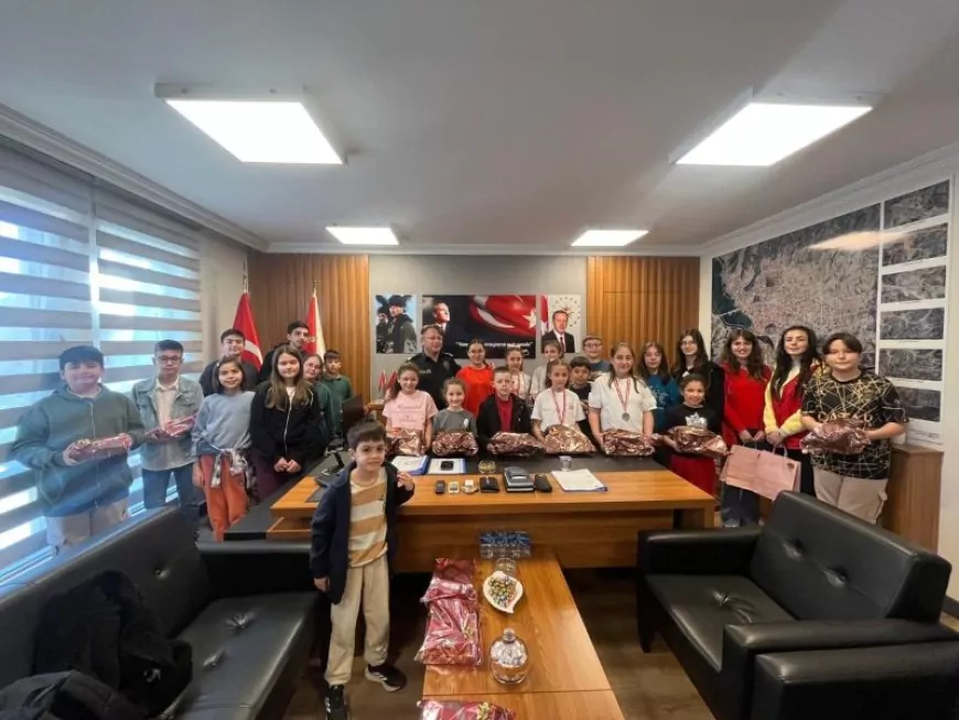 Osmancık’ta Polis Çocukları Floor Curling Turnuvasında Yarıştı