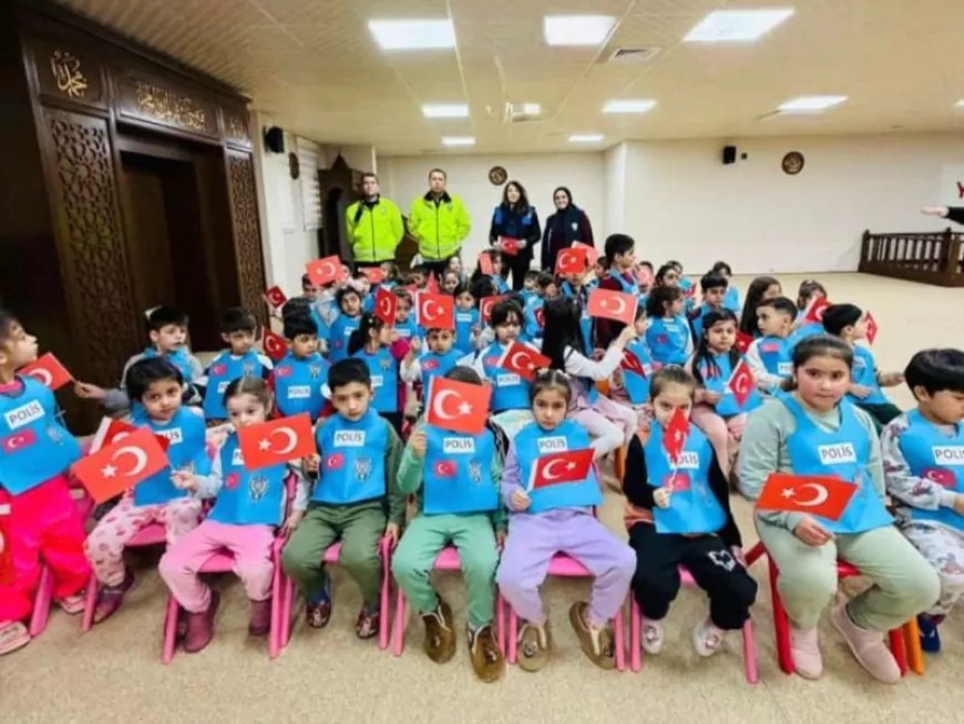 Patnos’ta Polis Haftası’nda Miniklere Anlamlı Ziyaret