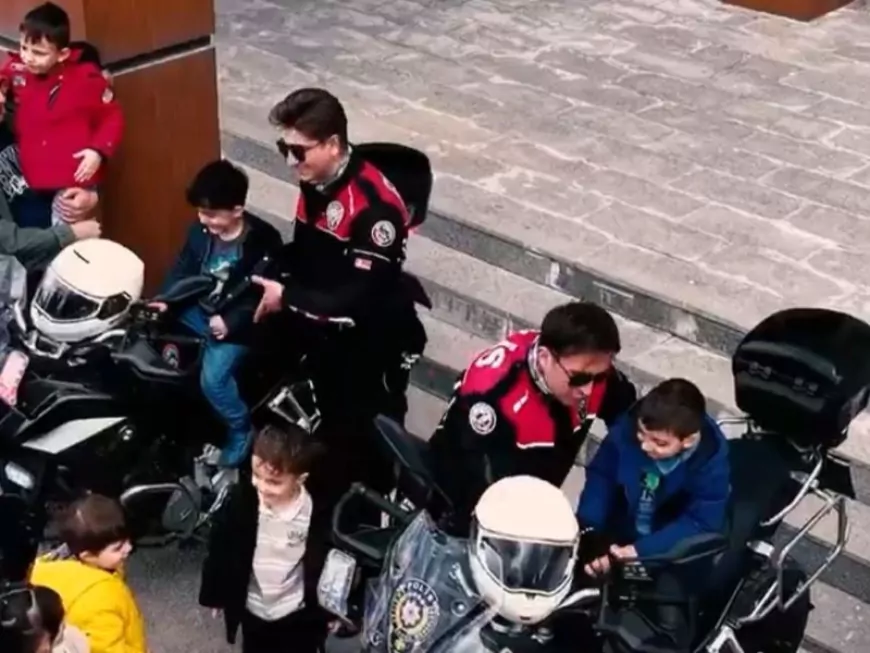 Muş’ta Polis Haftası’nda Miniklere Polislik Tanıtıldı