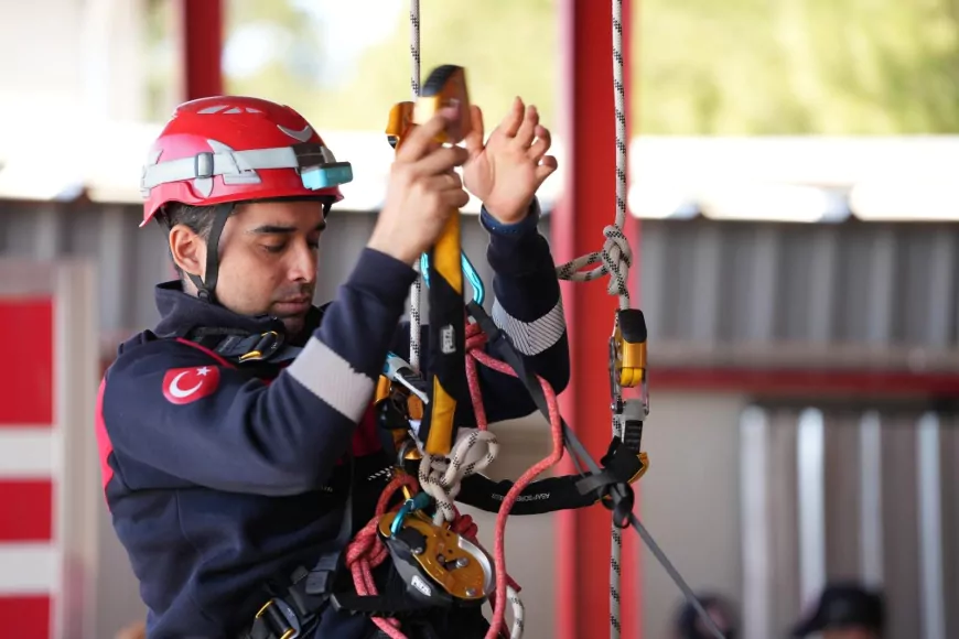 İzmir İtfaiyesi’ne Özel Eğitim Programı