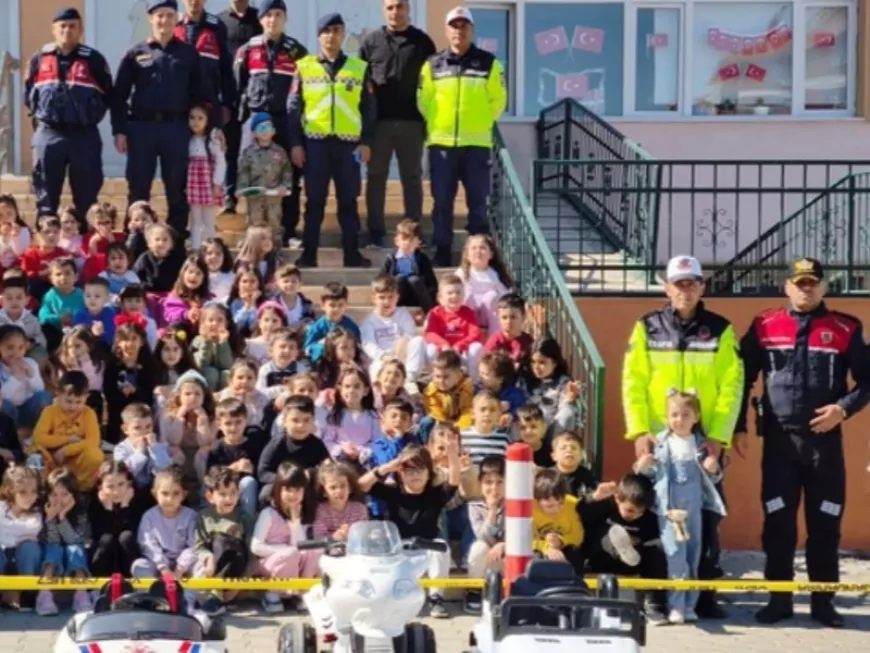 Kırşehir’de Anaokulu Öğrencilerine Trafik Kuralları Anlatıldı
