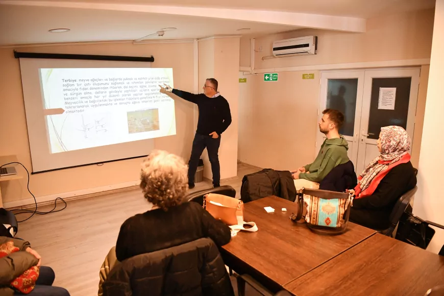 Tepebaşı’nda Bitki ve Ağaç Budama Eğitimi Verildi