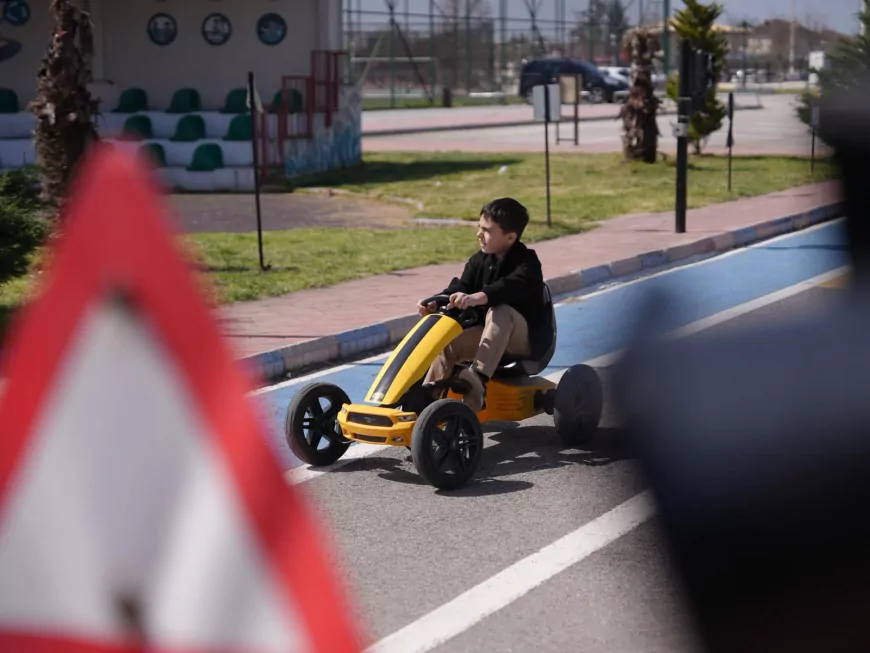 Trafik Bilinci Oluşturuluyor