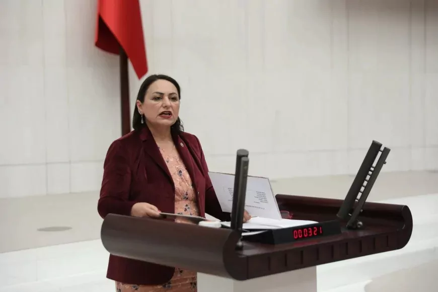 CHP Adana Milletvekili Dr. Müzeyyen Şevkin: “Okullarda Can Güvenliği Kalmadı, Bakan Derhal İstifa Etmeli”