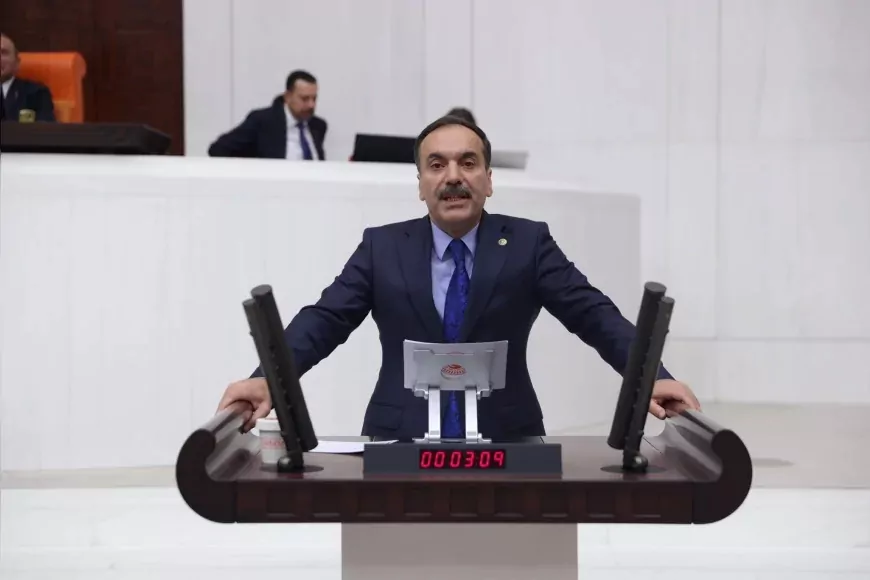 İzmir Milletvekili Mustafa Bilici: “Okullarda şiddet ve uyuşturucu tehdidi büyüyor”