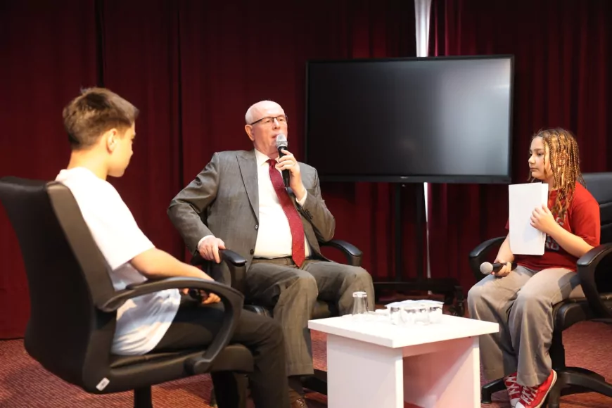 Başkan Kurt Öğrencilerle Buluştu