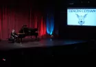 Dengin Ceyhan’ın “Echoes of Anatolia” Resitali Büyük İlgi Gördü