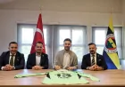 Fenerbahçe Spor Kulübü, Kaleci Tarık Çetin’in Sözleşmesini 2028-2029 Sezonu Sonuna Kadar Uzattı