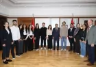 Trabzon Büyükşehir Belediye Başkanı Ahmet Metin Genç başarılı hukuk öğrencilerine ödüllerini takdim etti
