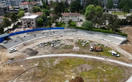 İETT Kaptanı Veysi Karataş, Kaybolan 7 Yaşındaki Çocuğu Ailesine Ulaştırdı