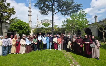 Kocaeli Büyükşehir Belediyesi’nin “Bir Kitap, Bir Şehir, Bir Yazar” projesi İstanbul’da kültürel hafıza yolculuğuna dönüştü
