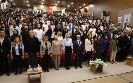Hatay’da “Sarsılmaz Kökler” Programında Ailede Psikolojik Sağlamlık ve Dayanışma Vurgusu Yapıldı