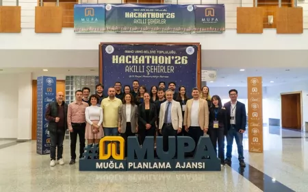 Muğla’da düzenlenen Hackathon 26 yarışmasında genç yazılımcılar akıllı şehir projeleriyle yarıştı