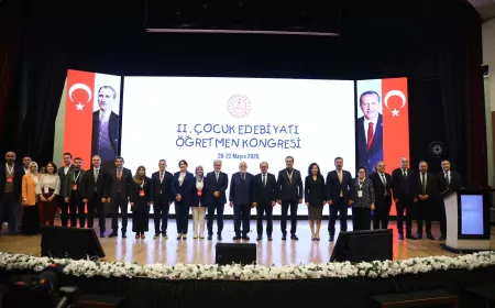 Milli Eğitim Bakan Yardımcısı Ömer Faruk Yelkenci çocuk edebiyatında dijital dönüşüm kongresinin açılışına katıldı