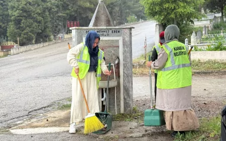 Karabük Belediye Başkanı Özkan Çetinkaya: “Tüm mezarlıklarda bakım ve temizlik çalışmalarını titizlikle sürdürüyoruz”