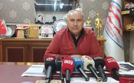 Eskişehir Emlak Komisyoncuları Odası Başkanı Gazi Çelik: “Piyasalarda istikrar olmazsa alışveriş de olmaz”