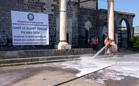 Diyarbakır Büyükşehir Belediyesi Kurban Bayramı Öncesi Camilerde Kapsamlı Temizlik Çalışması Başlattı