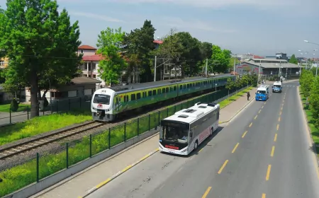 Sakarya Büyükşehir Belediyesi Kurban Bayramı’nda ADARAY, Metrobüs ve Otobüsleri Ücretsiz Hizmete Açıyor