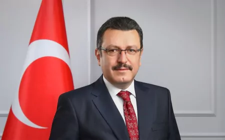 Trabzon Büyükşehir Belediye Başkanı Ahmet Metin Genç: “Arabadaki En Değerli Yük Çocuklarımız”