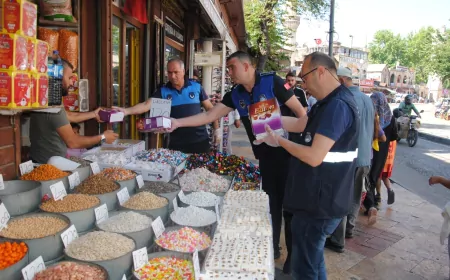 Şanlıurfa Büyükşehir Belediyesi Bayram Öncesi Şekerleme Satış Noktalarında Denetimlerini Yoğunlaştırdı