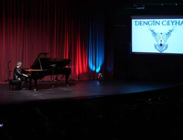 Dengin Ceyhan’ın “Echoes of Anatolia” Resitali Büyük İlgi Gördü