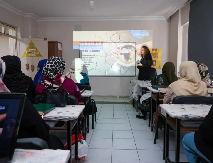 SASKİ Uzmanları Kaynarca’da Kadınlarla Buluştu: “Evde Su Tasarrufu Geleceğimiz İçin Hayati Önemde”