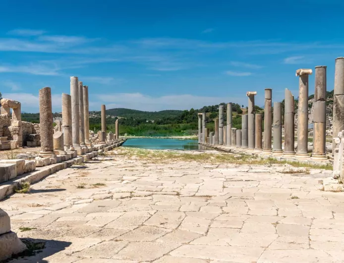 Antalya’da 4 Etaplı Deniz Dibi Temizliği Tamamlandı, Denizden Yaklaşık 20 Ton Atık Çıkarıldı